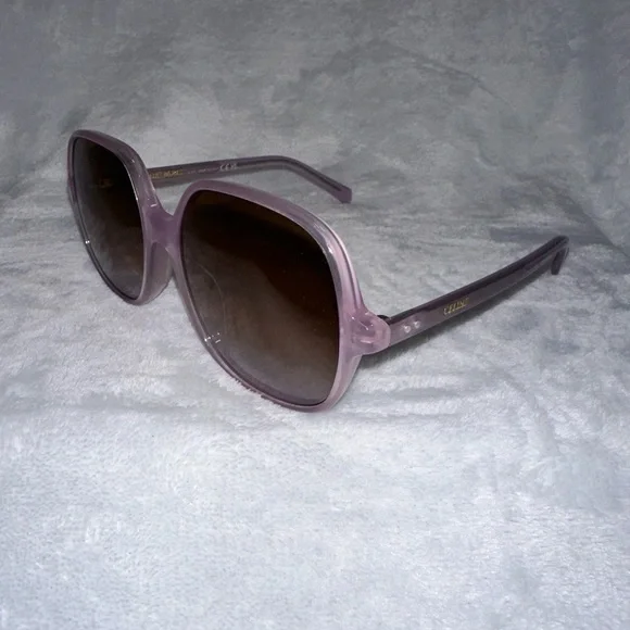 Celine CL40244U 78F Oversized Sunglasses – Lilac (Brand New, Full Inclusion) - Picture 3 of 5